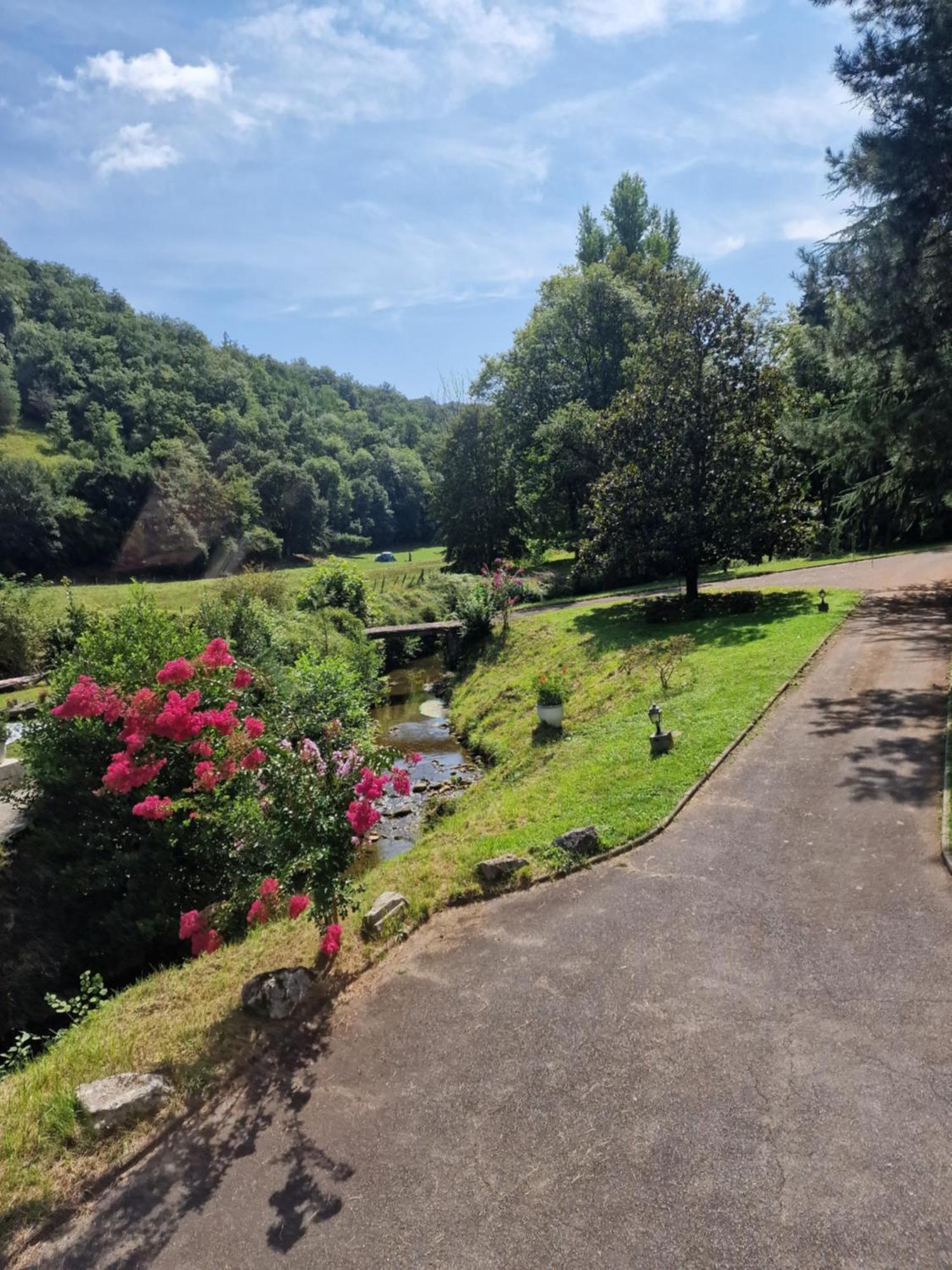 Maison Du Bonheur Gan Esterno foto